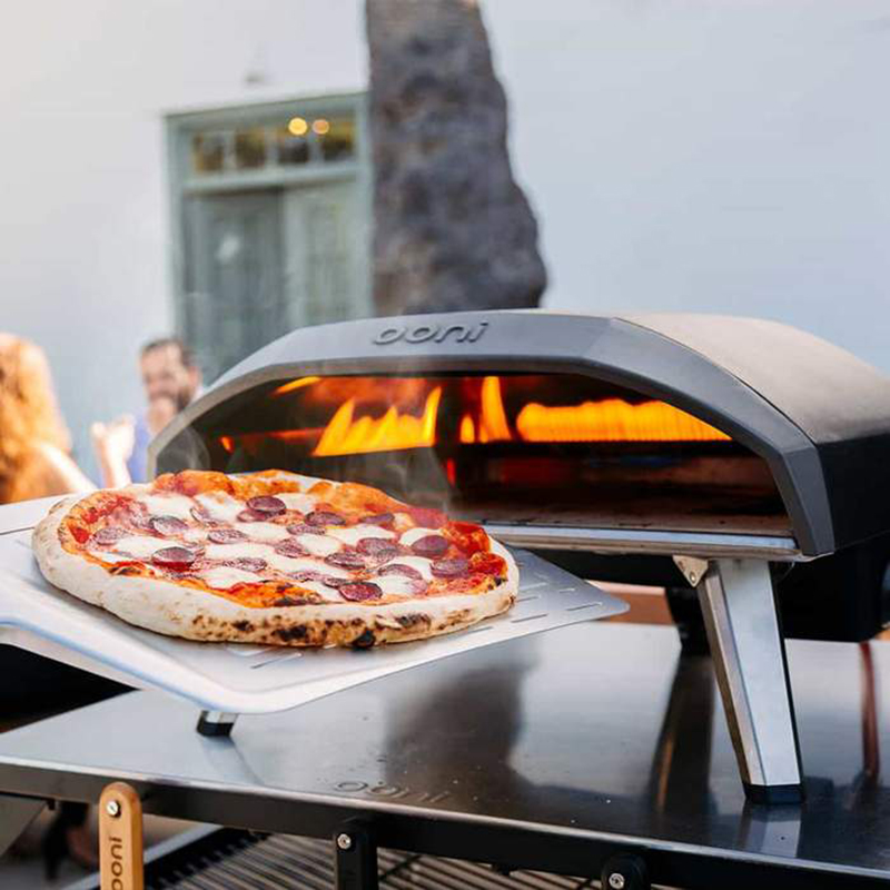 Ooni Koda 16 – Large portable propane pizza oven
