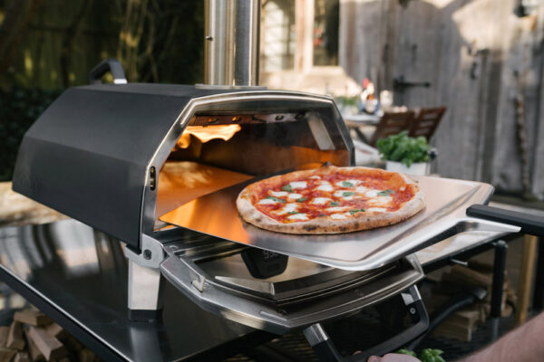 Ooni Karu 16 - Large Multi-Fuel Portable Pizza Oven